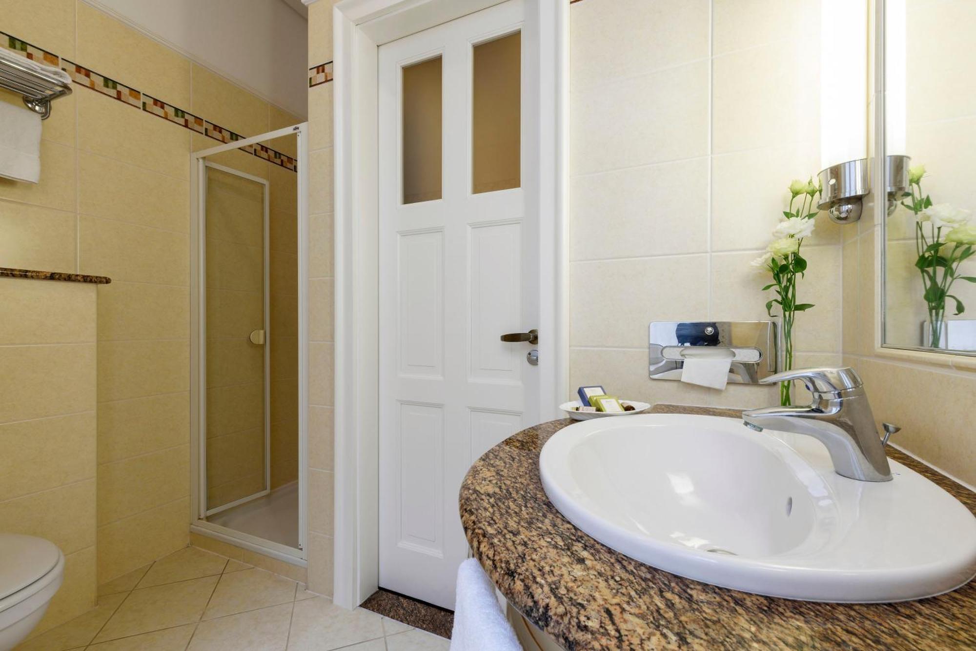 Classic Single Room
